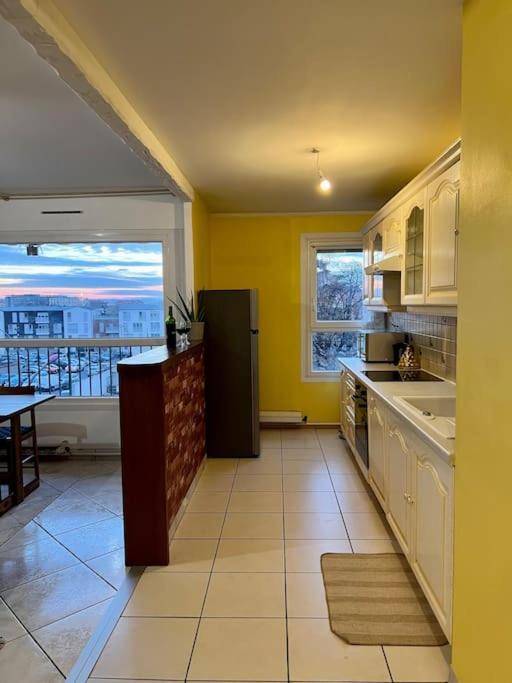 Comfy, Cosy, And Spacious Apartment Near Paris Безон Екстериор снимка