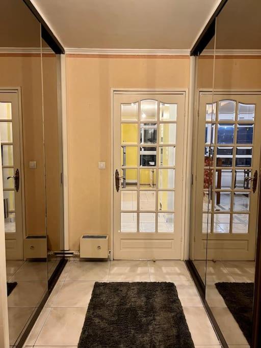 Comfy, Cosy, And Spacious Apartment Near Paris Безон Екстериор снимка